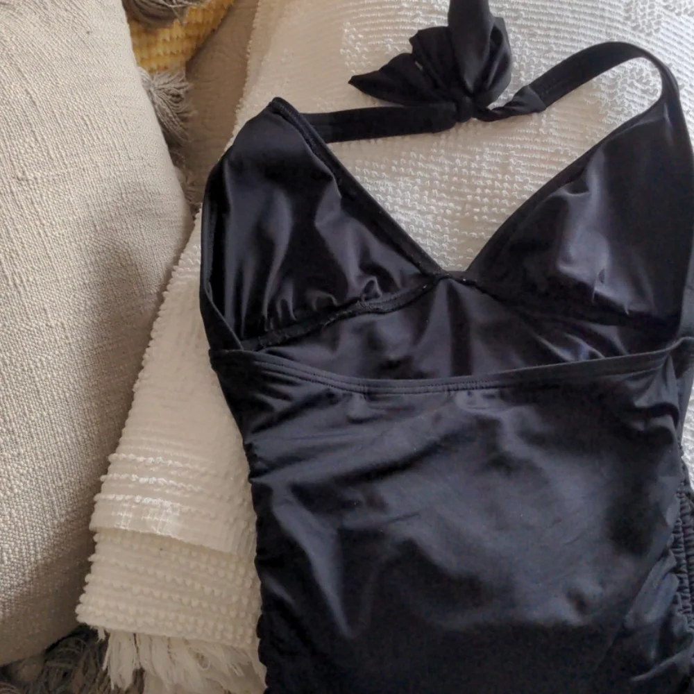 LOFT Beach black tankini top halter XS pads